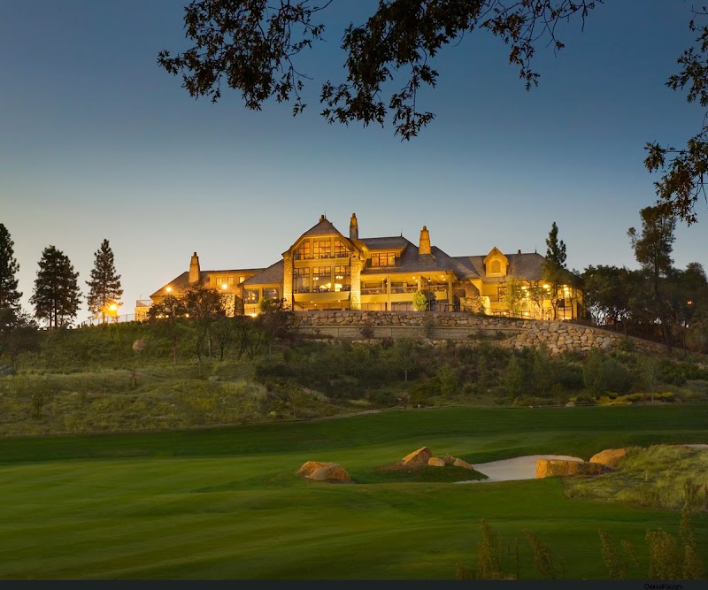 Winchester Vista by Wedgewood Weddings