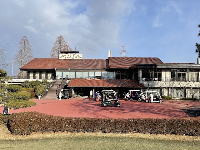Tanabe Country Club - Photo 4