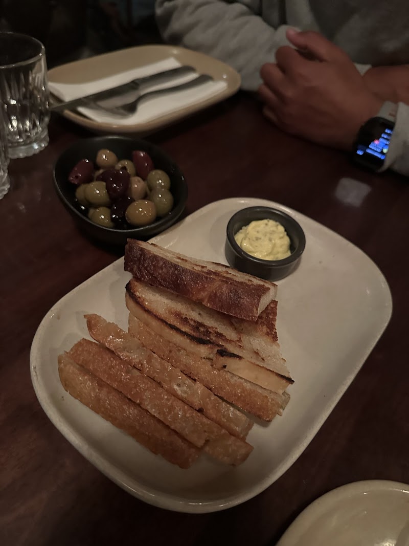 Varnish on King photo 10