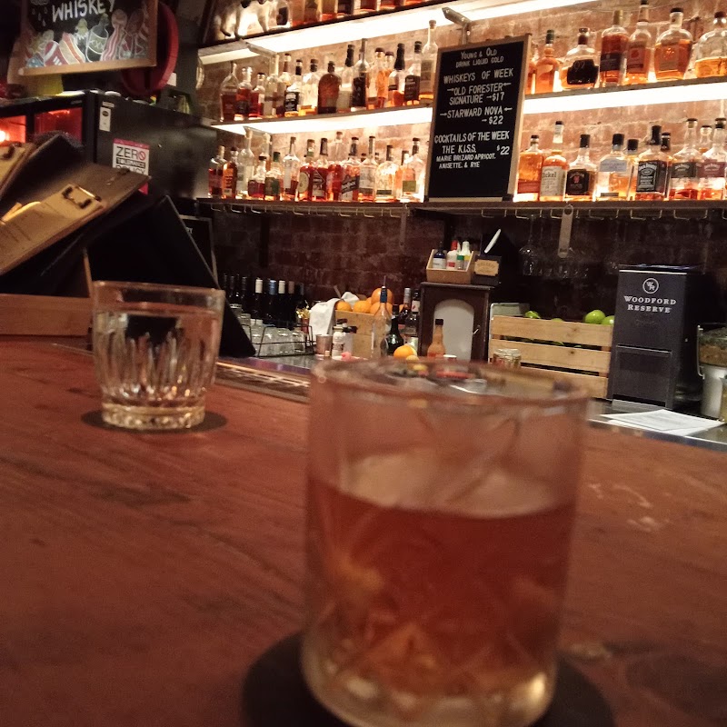 Varnish on King photo 7