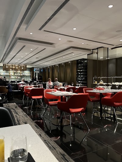 Air Canada Signature Suite — Google photo 1