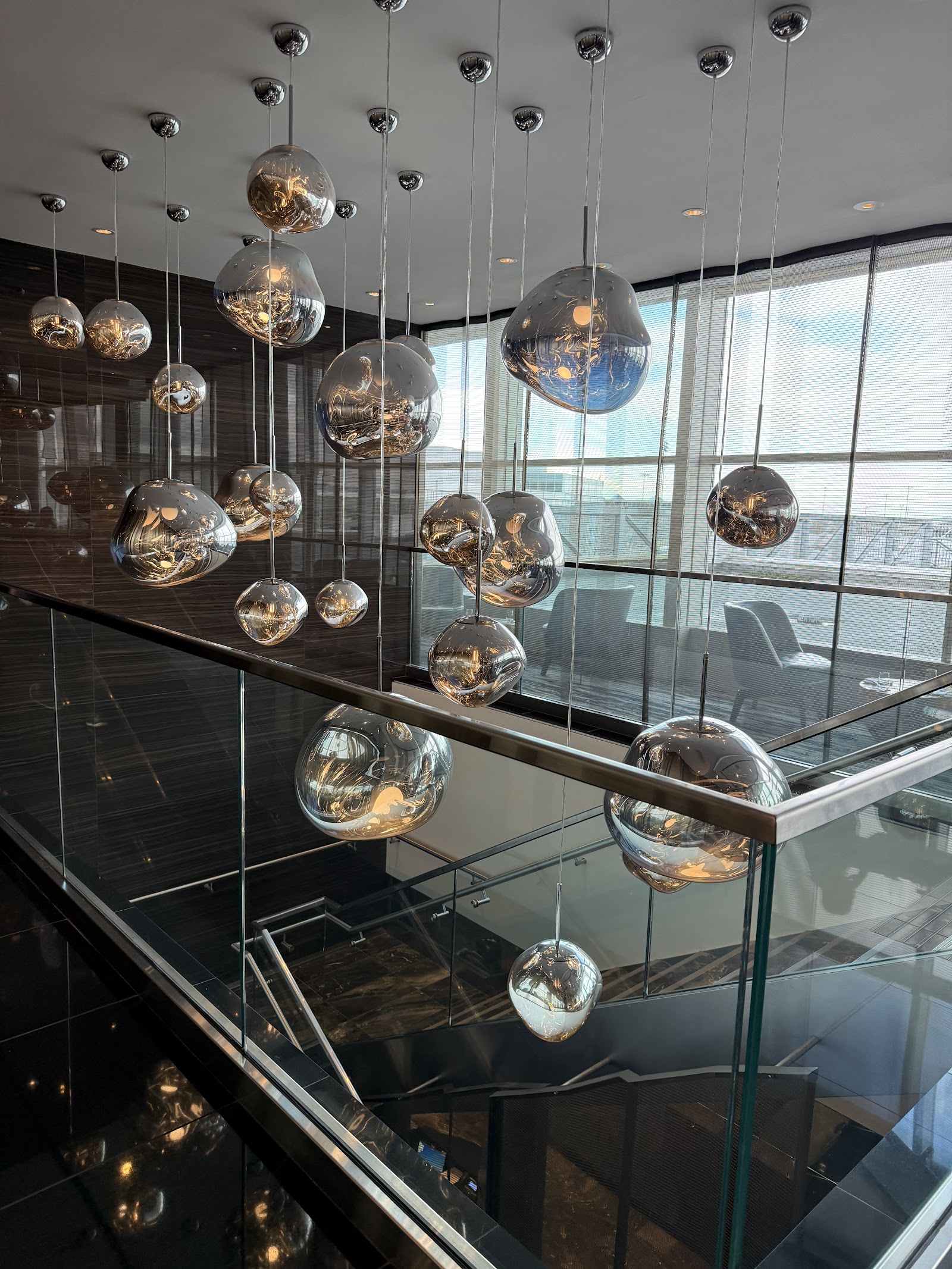 Air Canada Signature Suite — photo 2 (via Google)