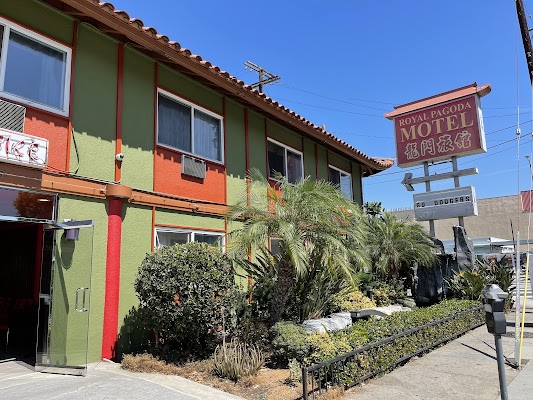 The Royal Pagoda Motel - Los Angeles