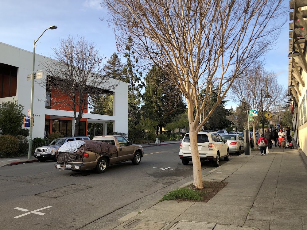 Oakland Public Library: Dimond Branch photo
