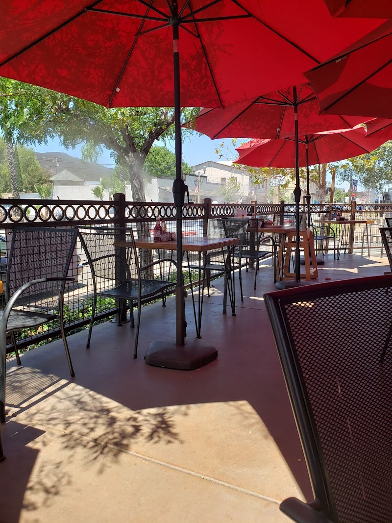 Swing Inn Cafe & BBQ photo 1