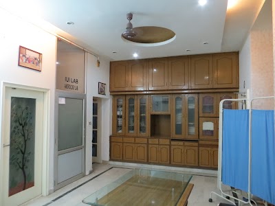 Chadha Hospital and Srijan Test Tube Baby Centre - Image 3