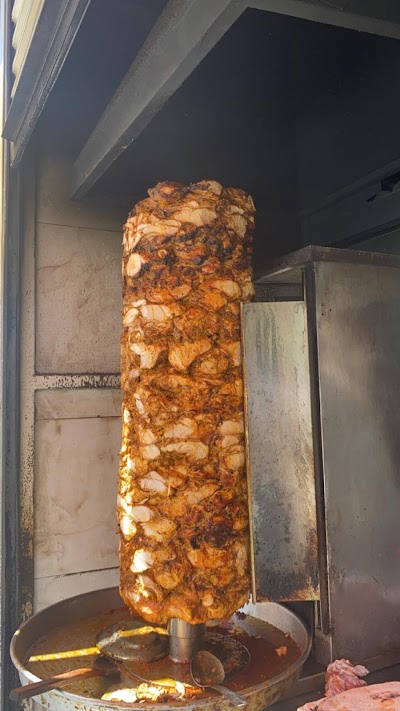 Karataş Mevsim Döner - Restoran