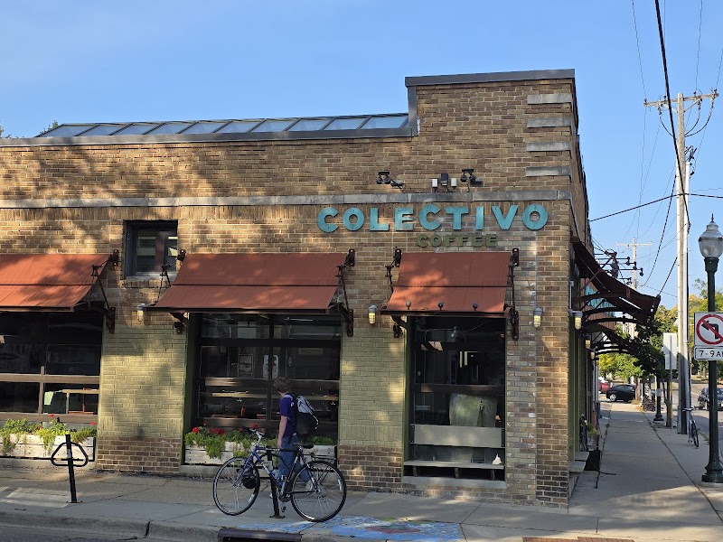 Colectivo Coffee Monroe St. photo 4