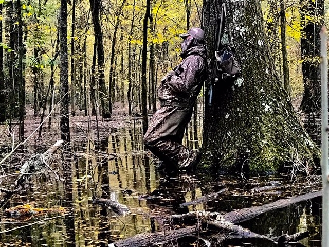 Blazn Guns Duck Hunting Lodge