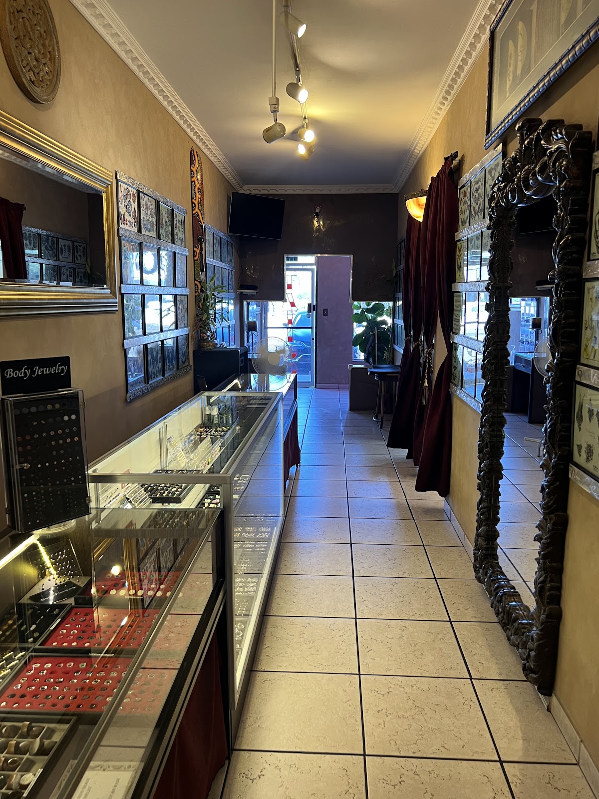 Skin Lab Tattoo & Body Piercing tattoo parlor in Tempe, AZ