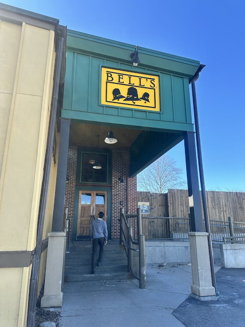 Bell's Eccentric Cafe photo 4