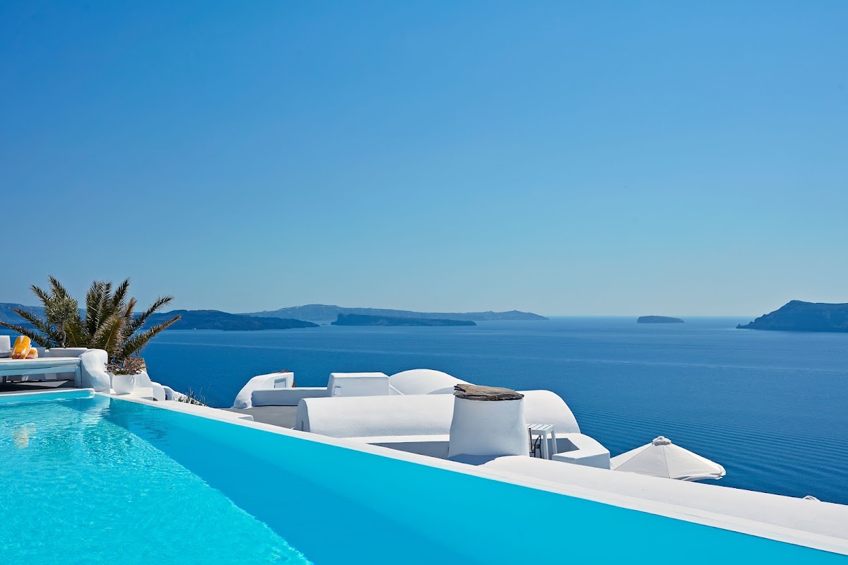 Katikies Santorini Pelagos House, dog-friendly hotel, photo 2