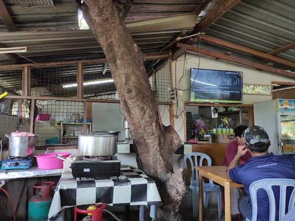 Ayam Penyet Kak T - Photo 1