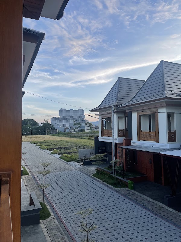KOST PUTRI ARUMI KHAZANAH
