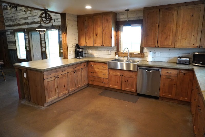 The Bison Ranch Lodge & Outfitters - Photo 2