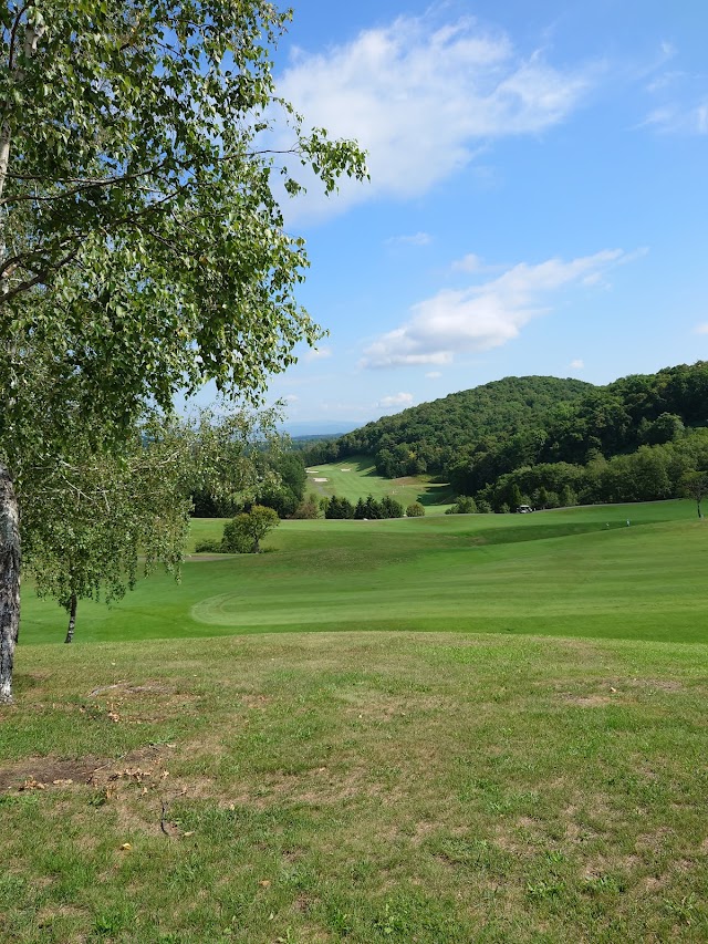 Asahikawa Memorial Country Club - Photo 2