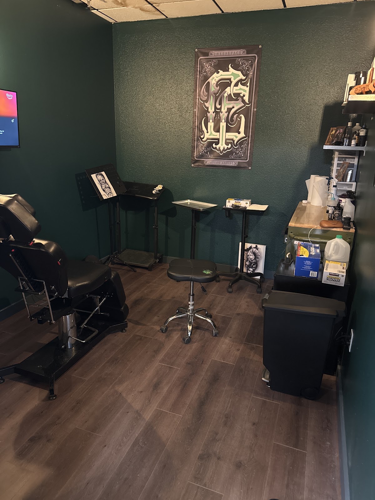The Velvet Needle Tattoo tattoo parlor in Vancouver, OR