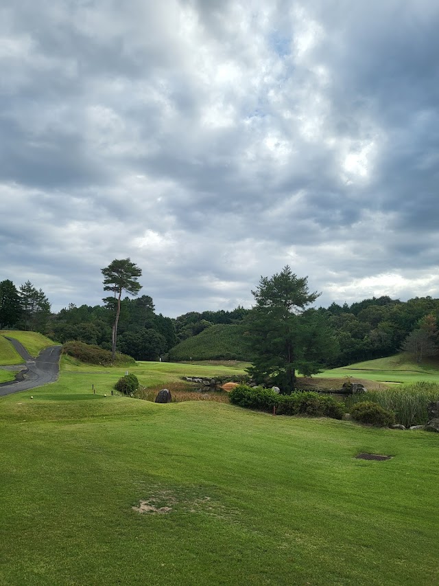 Lakeswan Country Club Mine Course (Yamaguchi Prefecture) - Photo 1