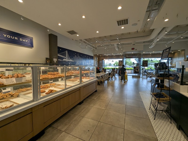 Paris Baguette photo 2