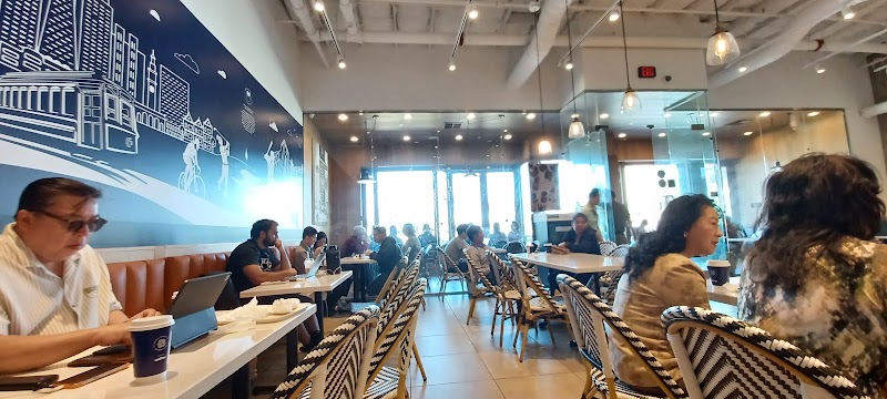 Paris Baguette photo 2