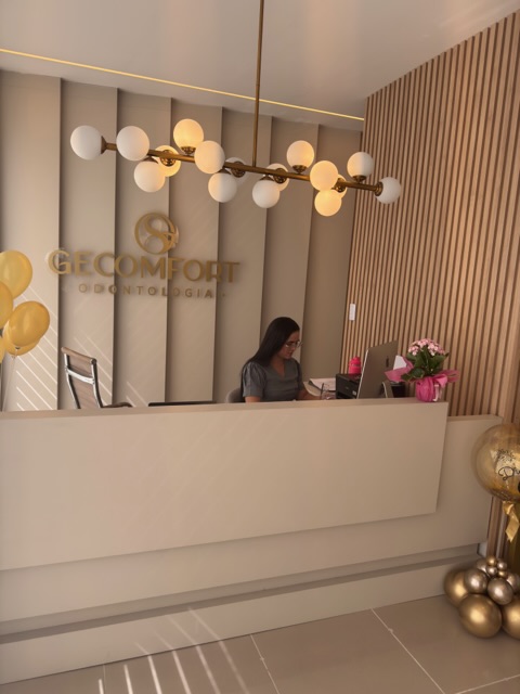 Gecomfort Odontologia – Implantes e Protocolos - foto 2