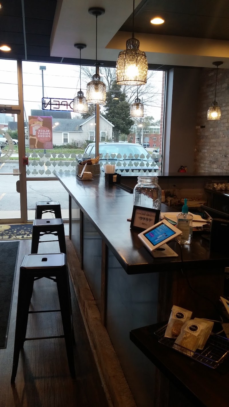 GiGi's Cafe photo 1