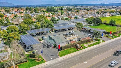 Cottages at Riverside facility photo