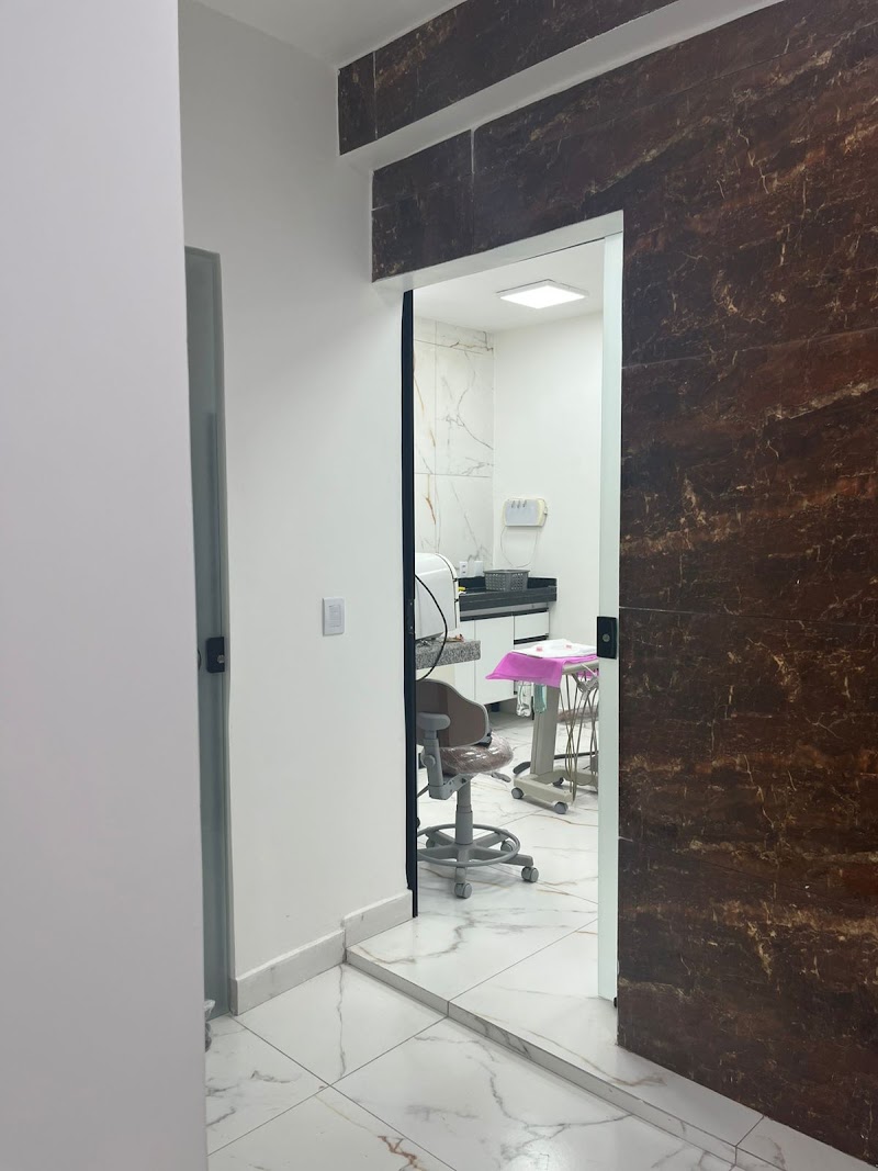 Dra. Lilian Narcisa - foto 4