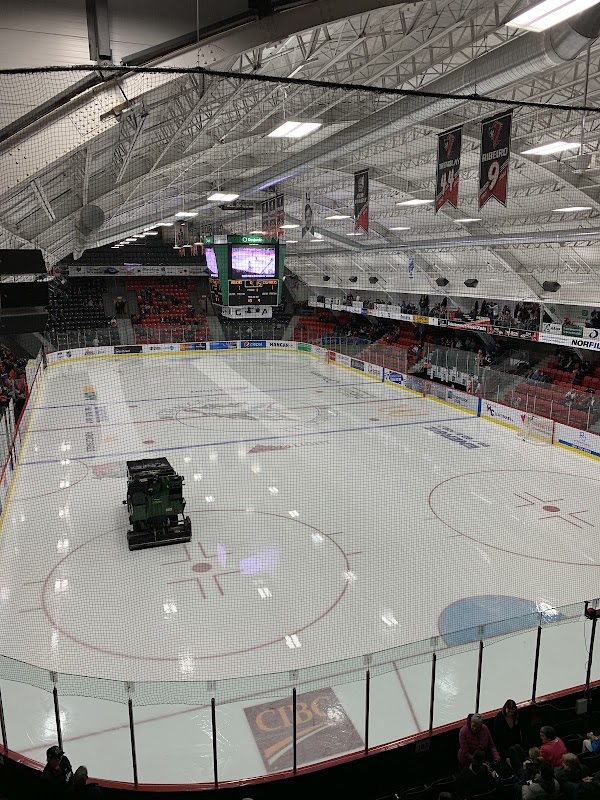 Aréna Iamgold exterior — Rouyn-Noranda, Canada