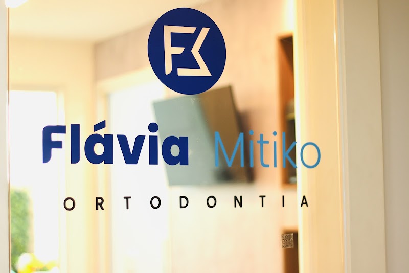 Dra Flávia Mitiko Ortodontista