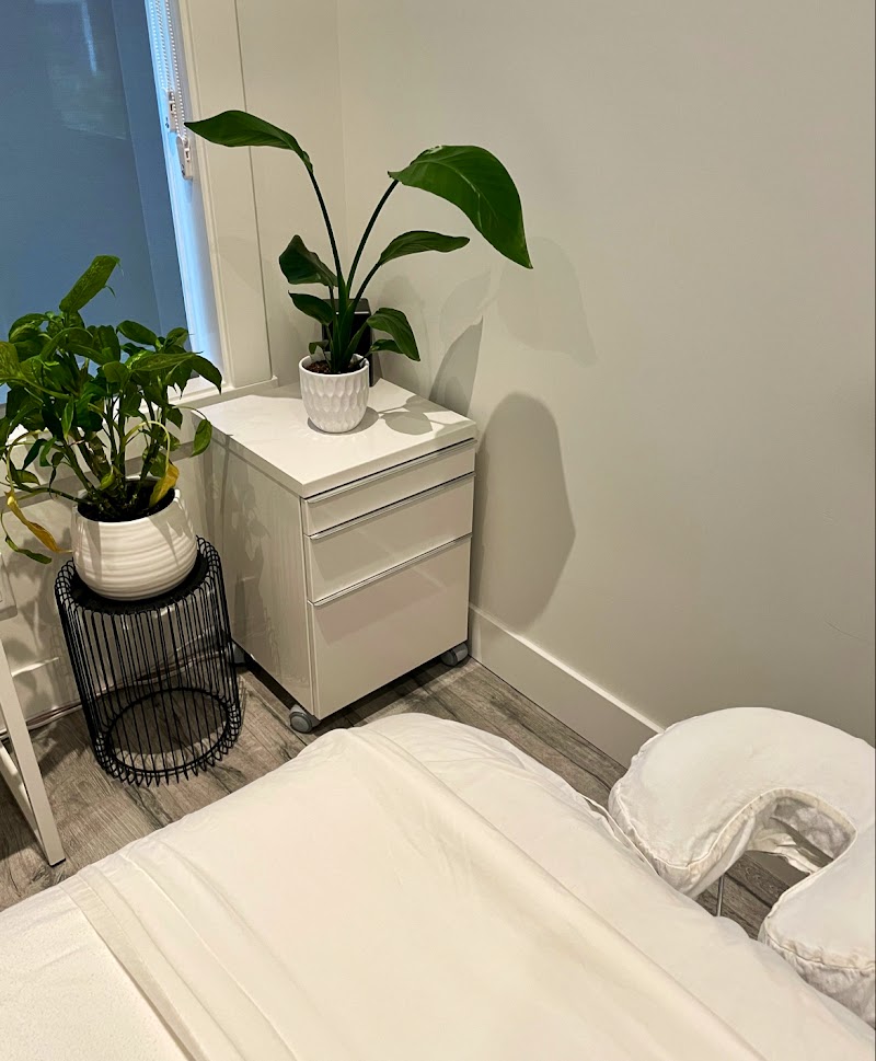 Marieta Akalski, RMT - Squamish Massage Therapy