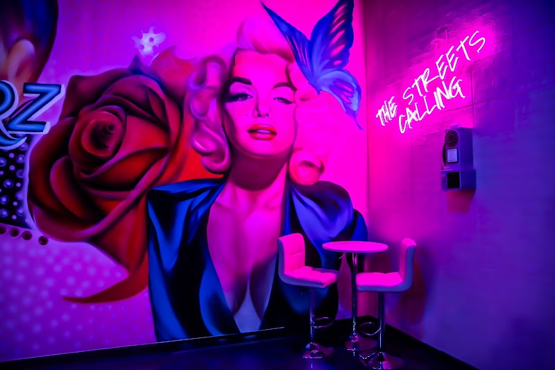 After Hourz Social photo 4