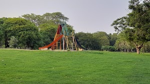 Model Town Park