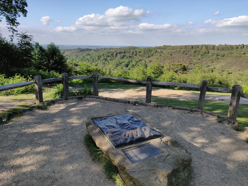 Hindhead Commons and the Devil's Punch Bowl