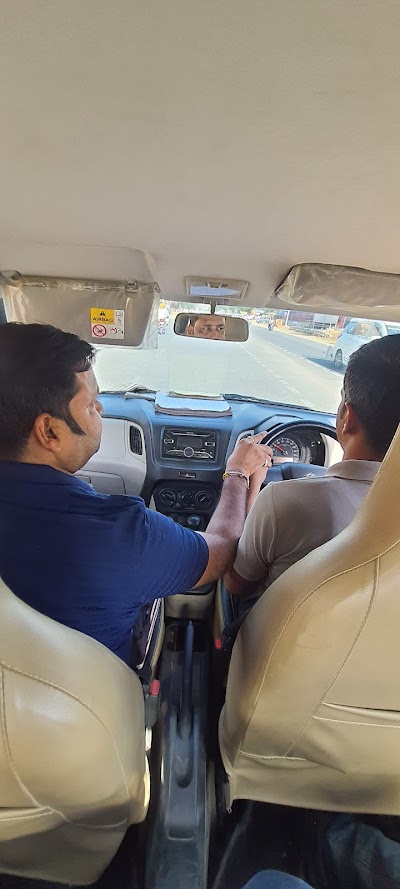 Mahaakal motor driving school