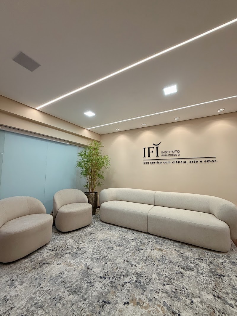 Daniel Figueiredo - Ortodontia Crianças e Adultos - foto 5