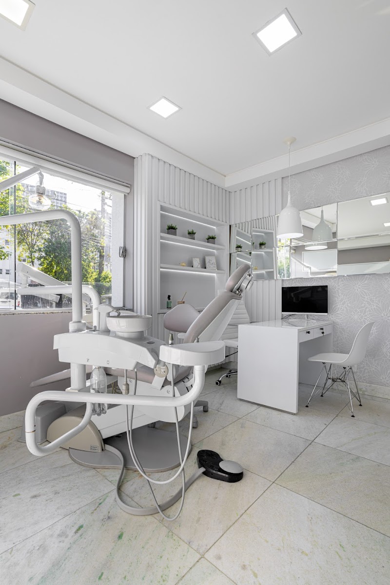 Dra. Nathalia Souza Arantes - Odontologia - foto 2