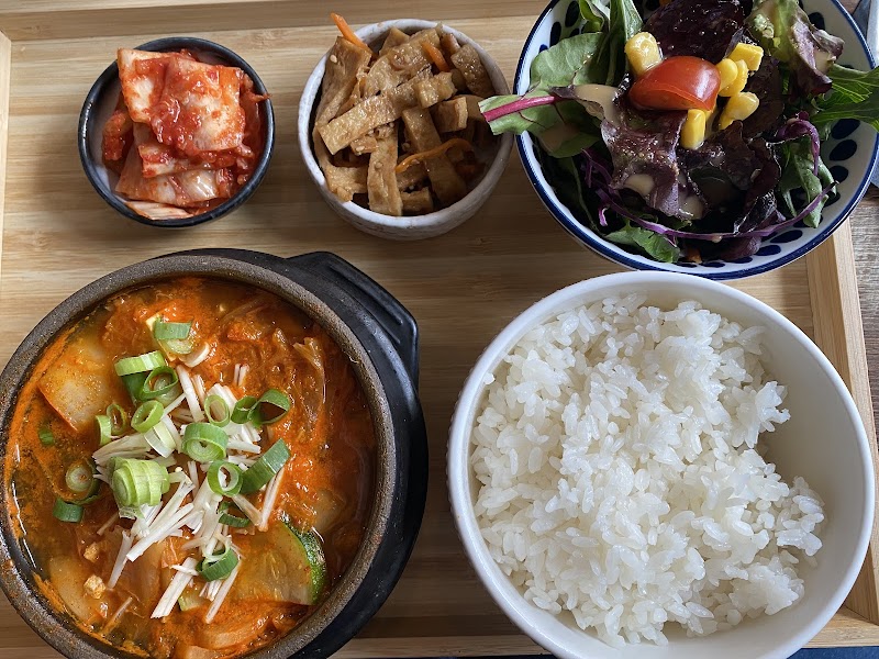 Sun and Moon Eatery photo 6