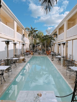 Cara Hotel