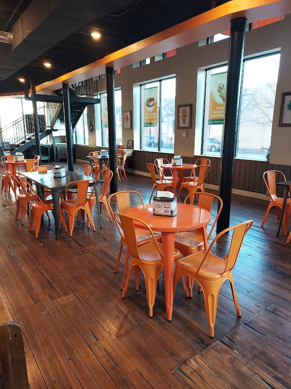 EHRLER'S ICE CREAM exterior