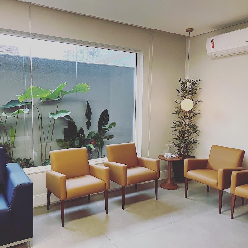 Foto de Dr. Vicente D’Aquino Neto - Cirurgião Plástico