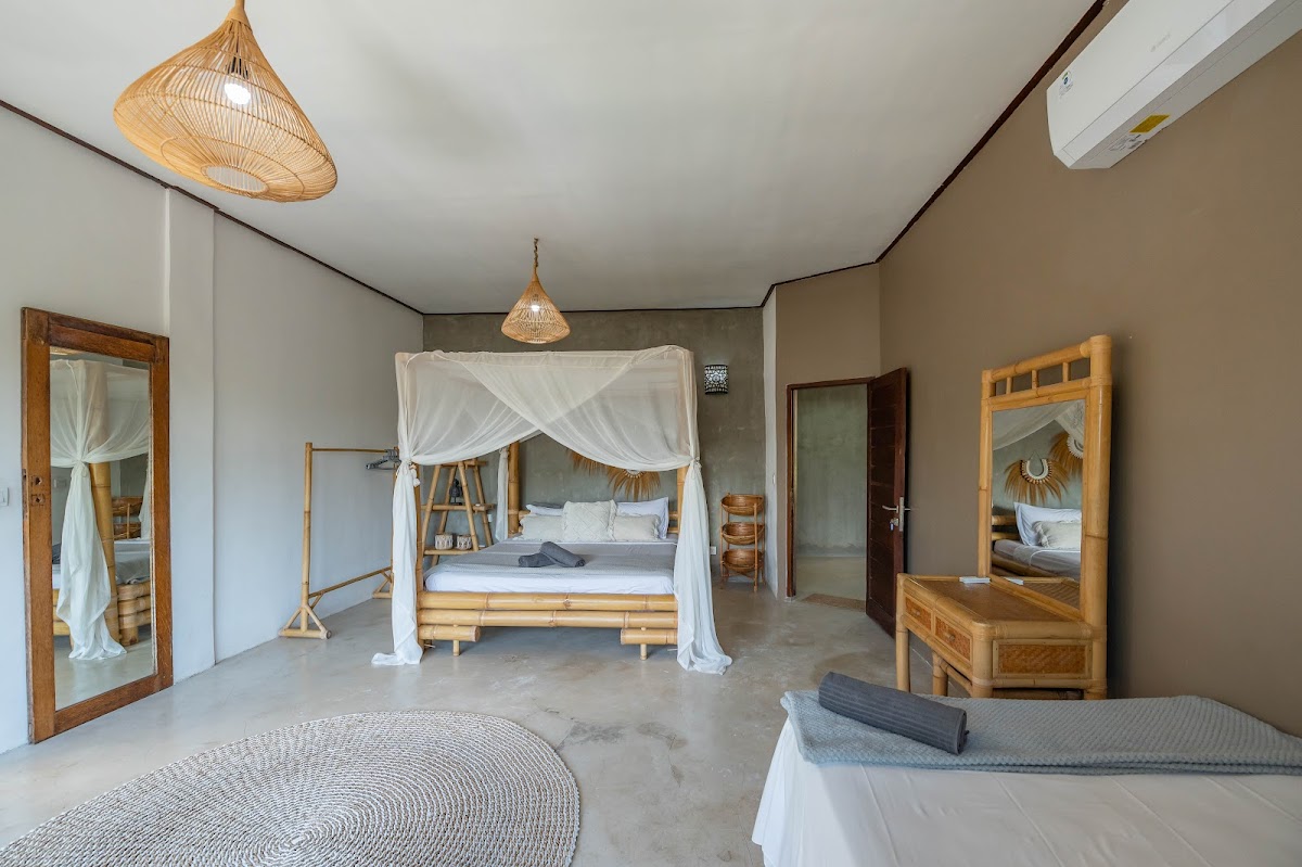 Surf & Yoga Retreats Uluwatu I All inclusive Surf Camp & Yoga Retreat — 3