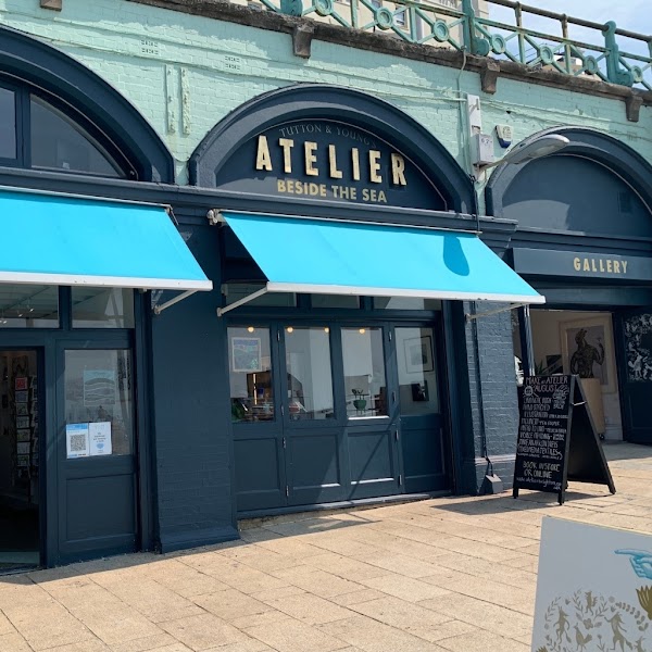 Atelier Beside The Sea