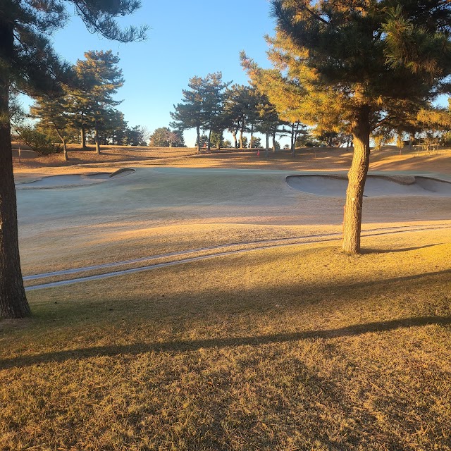 Totsuka Country Club - Photo 4