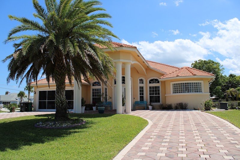 Avalon Divine Family Resort Assisted Living