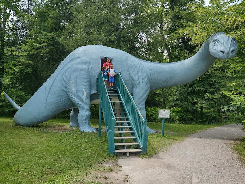 Dinosaur Gardens banner