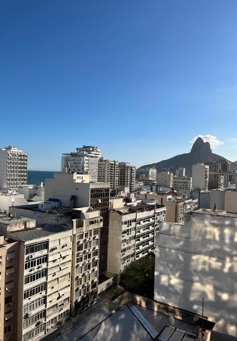 Dra Alexandra Takenawa