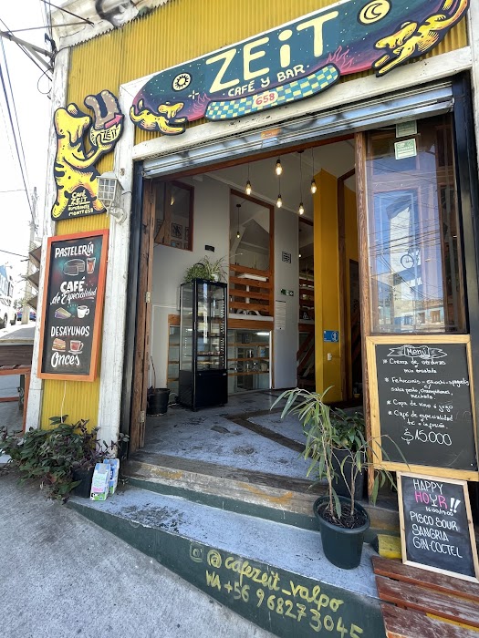Zeit café y bar fotoğraf 1