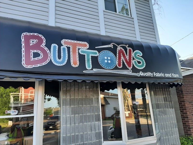 Buttons Quality Fabric and Yarn photo 4