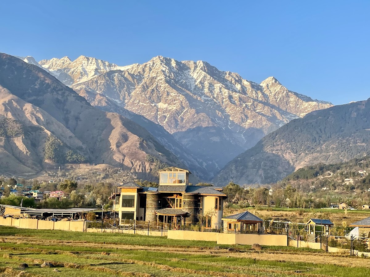 OSHO HIMALAYAS WELLNESS RESORT — 4